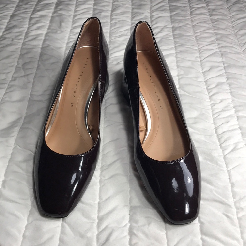 Zara Trafaluc burgundy chunky heels sz 5 US